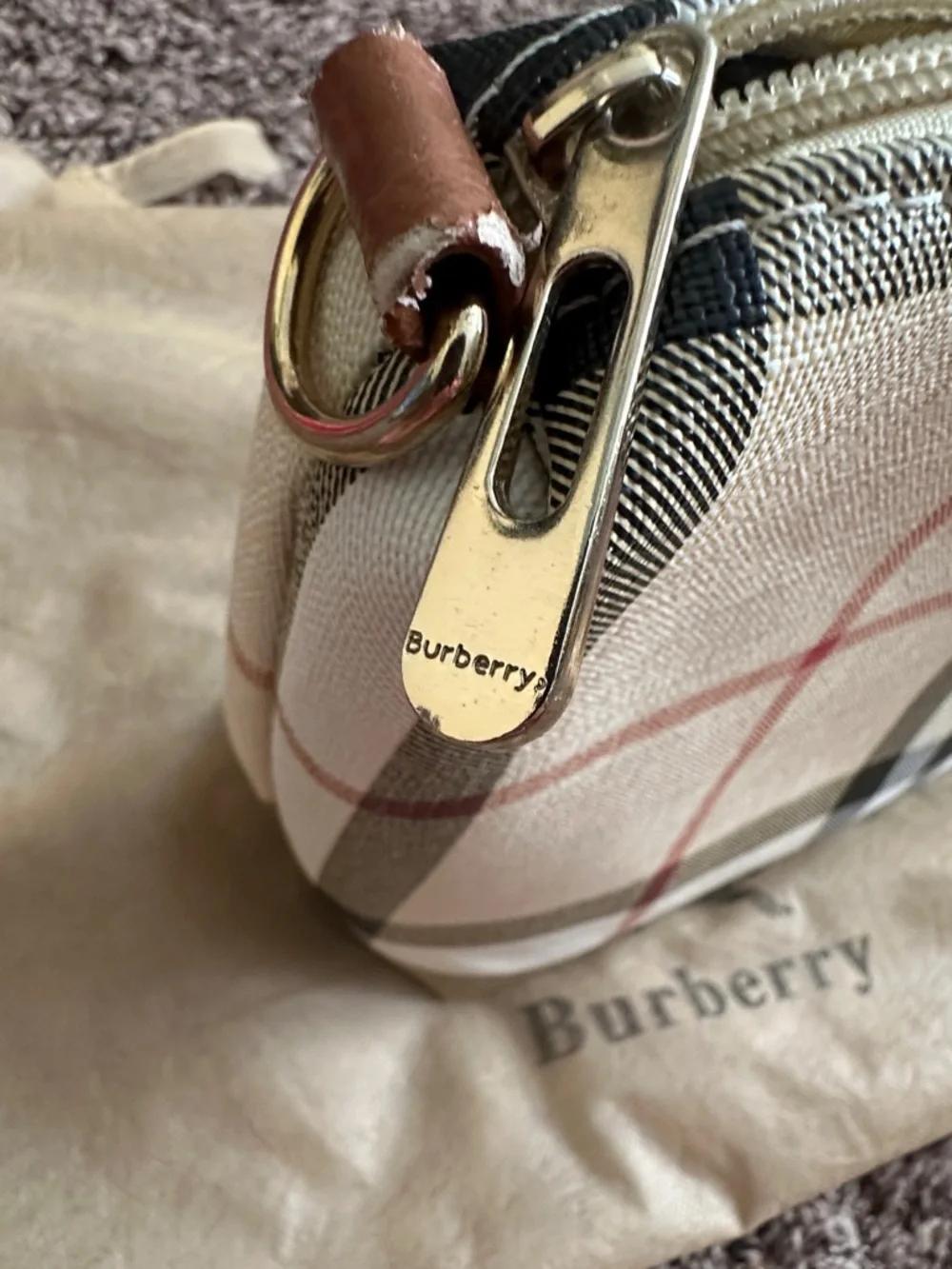 Burberry Small Tote - Picture 4 of 14